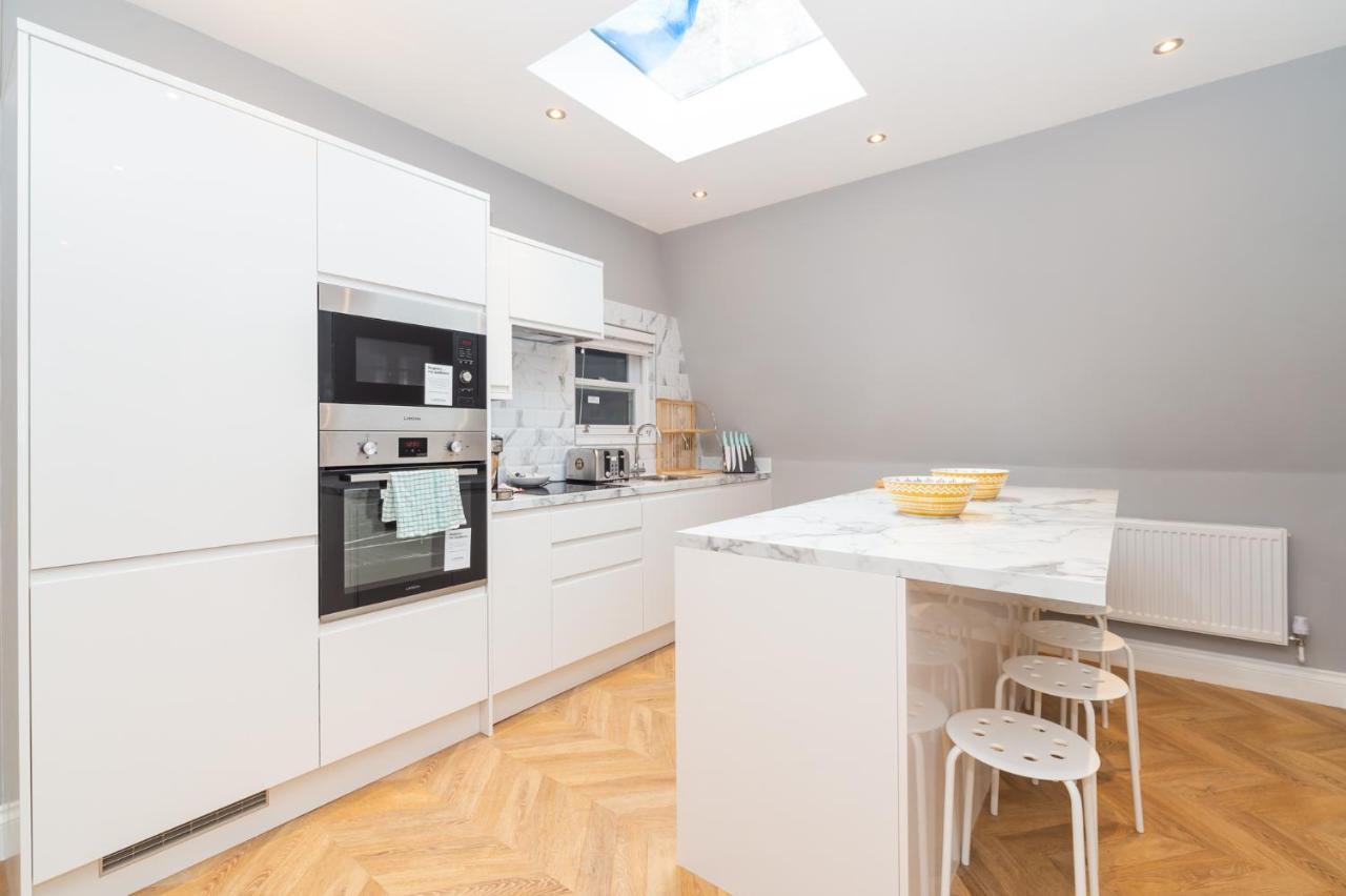Stunning Hyde Park Apartments London Bagian luar foto