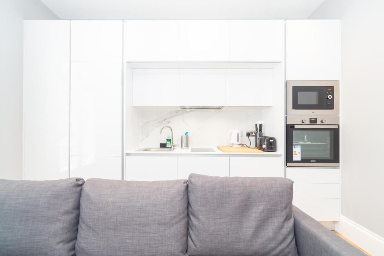 Stunning Hyde Park Apartments London Bagian luar foto