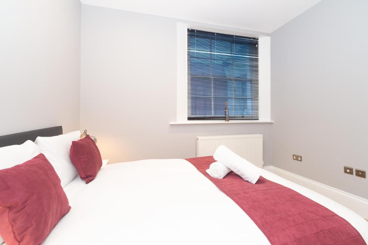 Stunning Hyde Park Apartments London Bagian luar foto